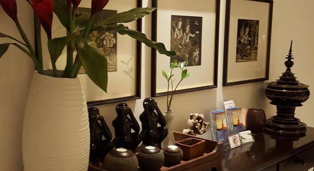 Check In Saladaeng (Adults Only) Hotel Банкок Екстериор снимка