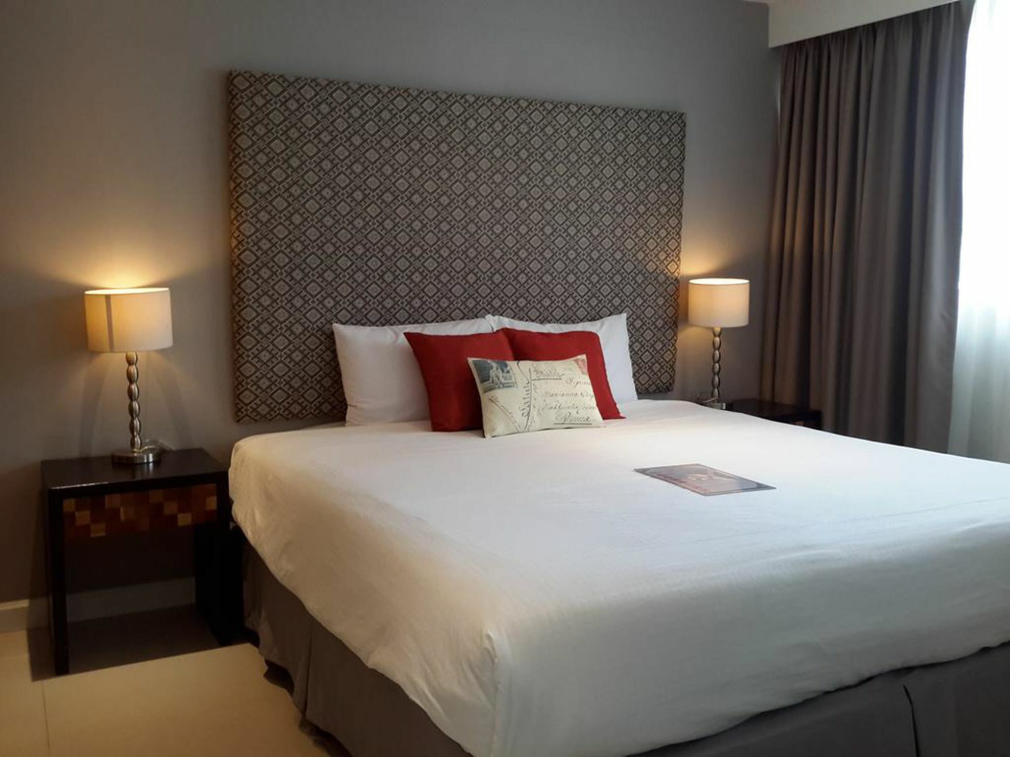 Check In Saladaeng (Adults Only) Hotel Банкок Екстериор снимка