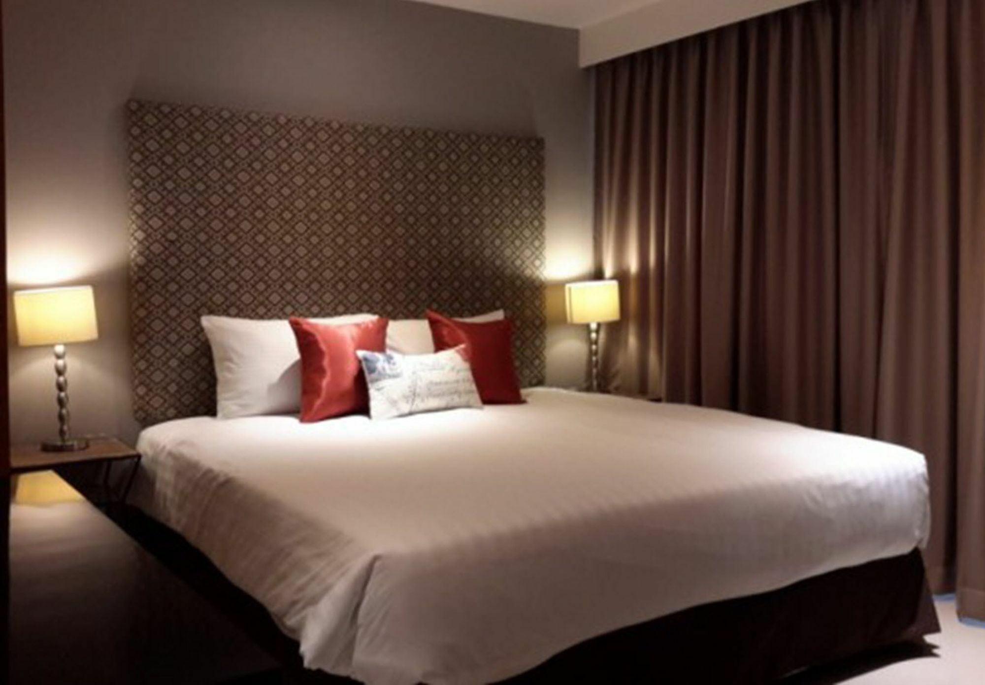 Check In Saladaeng (Adults Only) Hotel Банкок Екстериор снимка