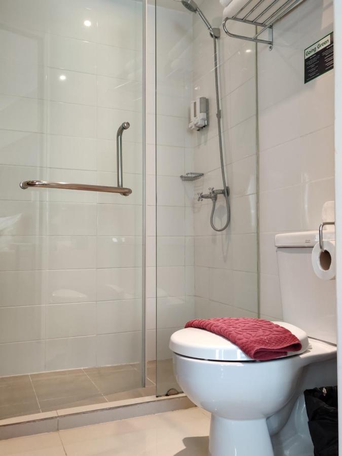 Check In Saladaeng (Adults Only) Hotel Банкок Екстериор снимка