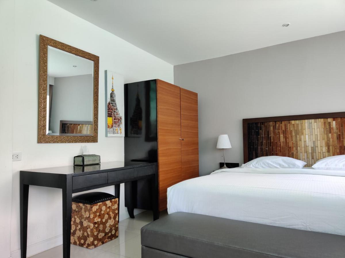 Check In Saladaeng (Adults Only) Hotel Банкок Екстериор снимка